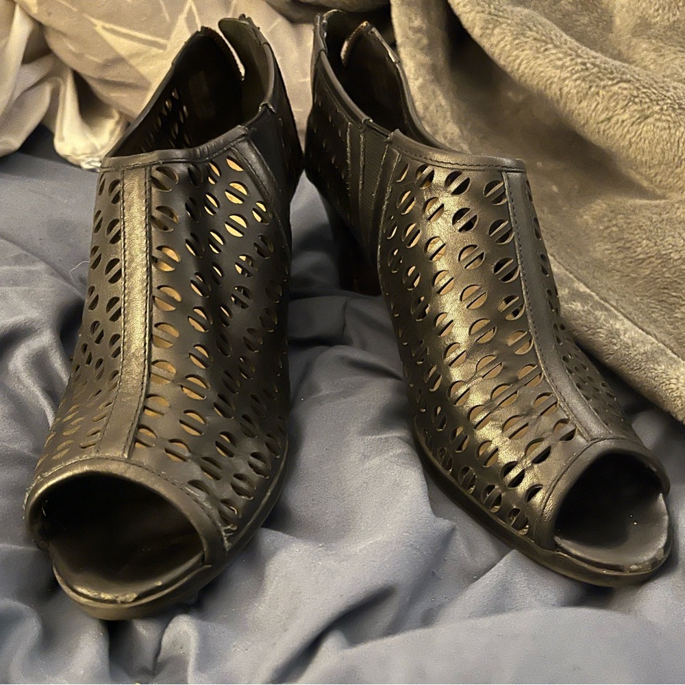 Bella Vita heels